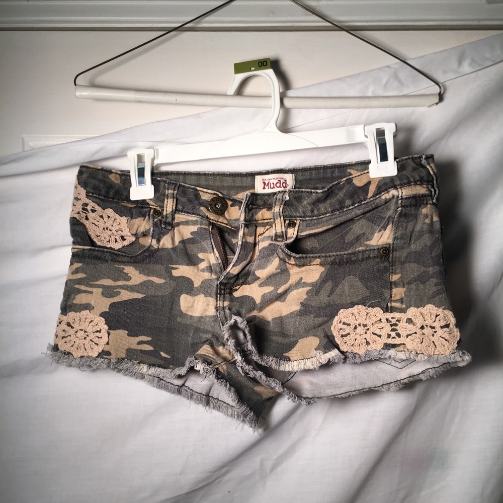Mudd camo shorts